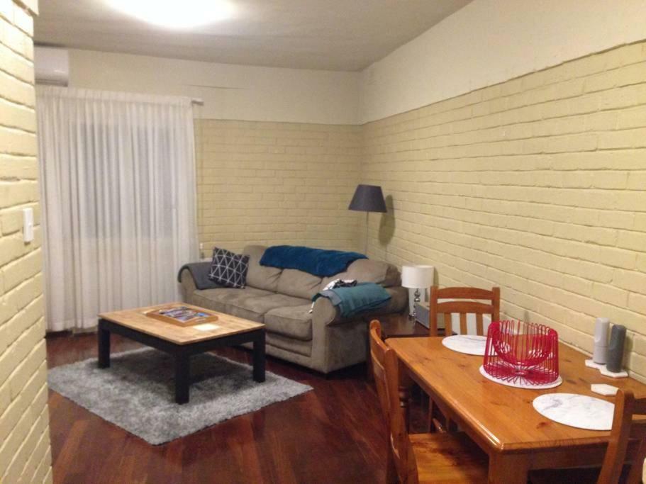 פרת'' Affordable & Comfortable Apartment On Langley Park מראה חיצוני תמונה